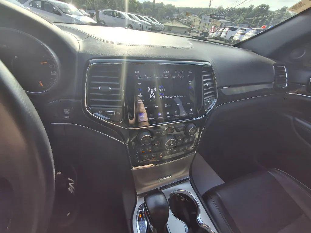 used 2021 Jeep Grand Cherokee car, priced at $32,999