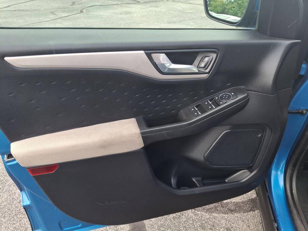 used 2020 Ford Escape car, priced at $15,420