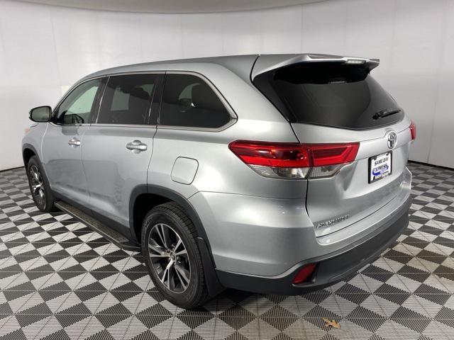 used 2019 Toyota Highlander car, priced at $23,349