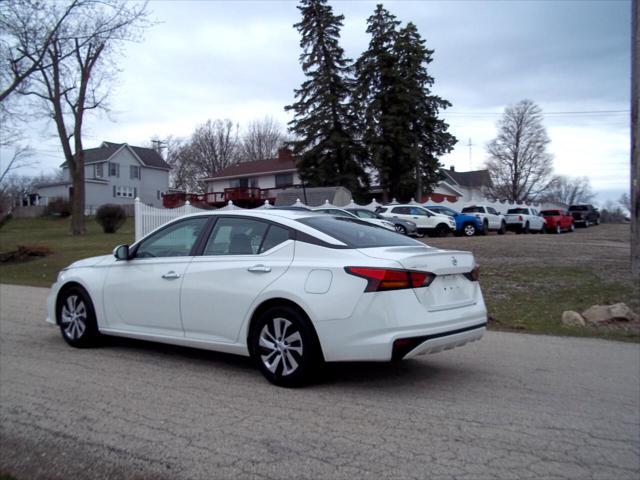 used 2021 Nissan Altima car, priced at $21,500