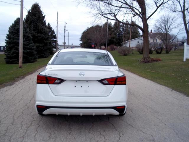 used 2021 Nissan Altima car, priced at $21,500