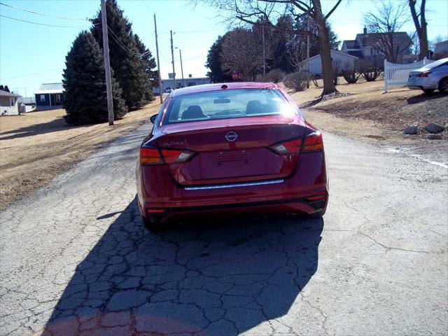 used 2023 Nissan Altima car, priced at $20,995