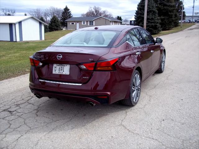 used 2023 Nissan Altima car, priced at $25,995