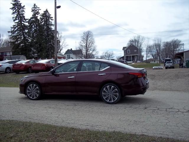 used 2023 Nissan Altima car, priced at $25,995