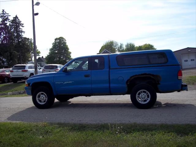 used 2000 Dodge Dakota car, priced at $3,850