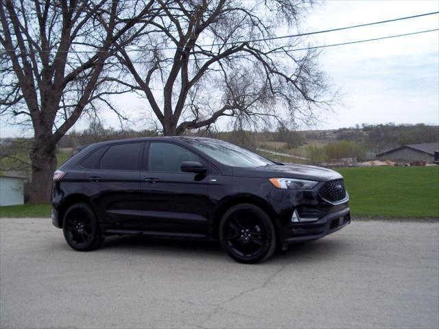 used 2022 Ford Edge car, priced at $29,500