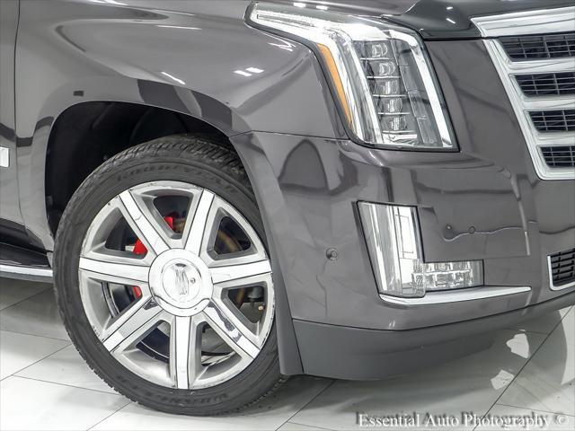 used 2017 Cadillac Escalade ESV car, priced at $30,775