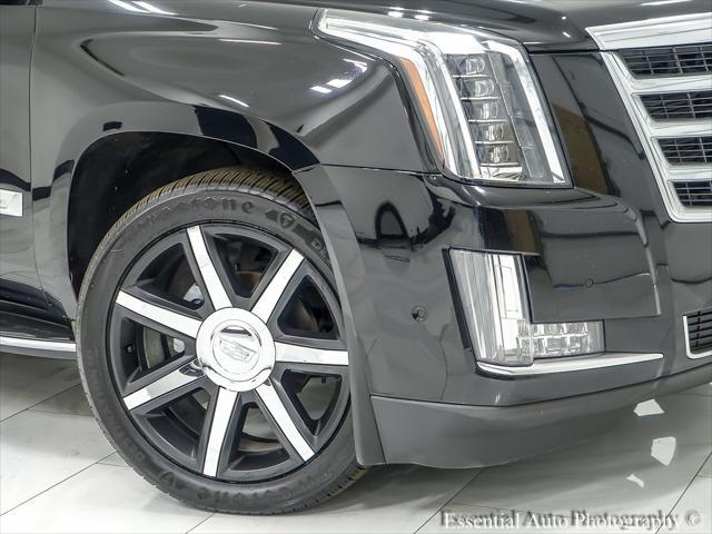 used 2018 Cadillac Escalade ESV car, priced at $18,995