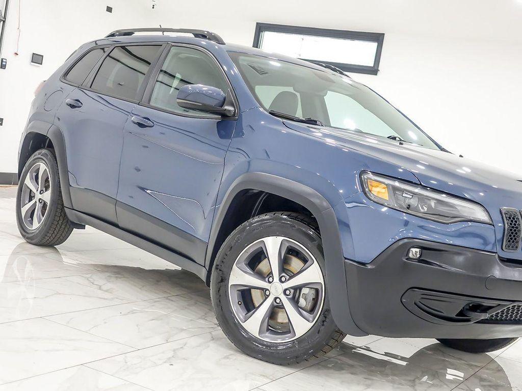 used 2020 Jeep Cherokee car, priced at $16,495