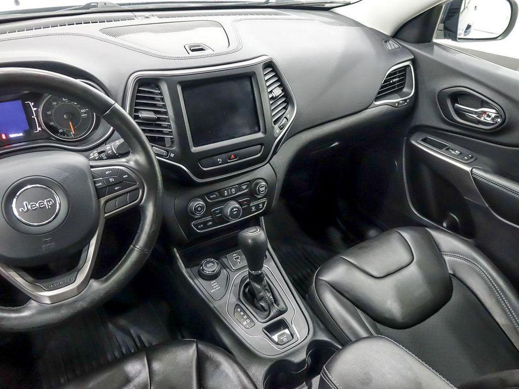 used 2020 Jeep Cherokee car, priced at $16,495