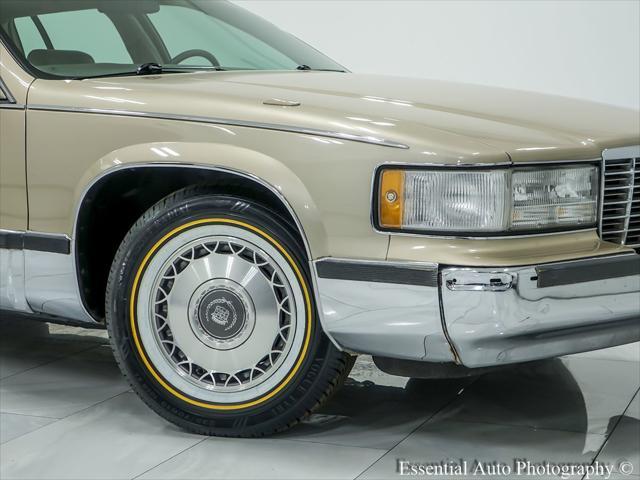 used 1996 Cadillac Fleetwood car, priced at $15,995