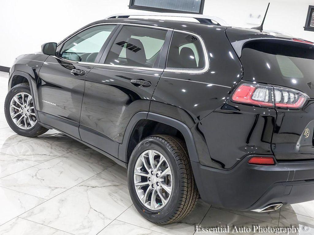 used 2019 Jeep Cherokee car, priced at $18,400