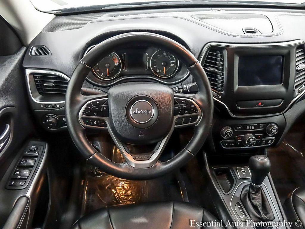 used 2019 Jeep Cherokee car, priced at $18,400