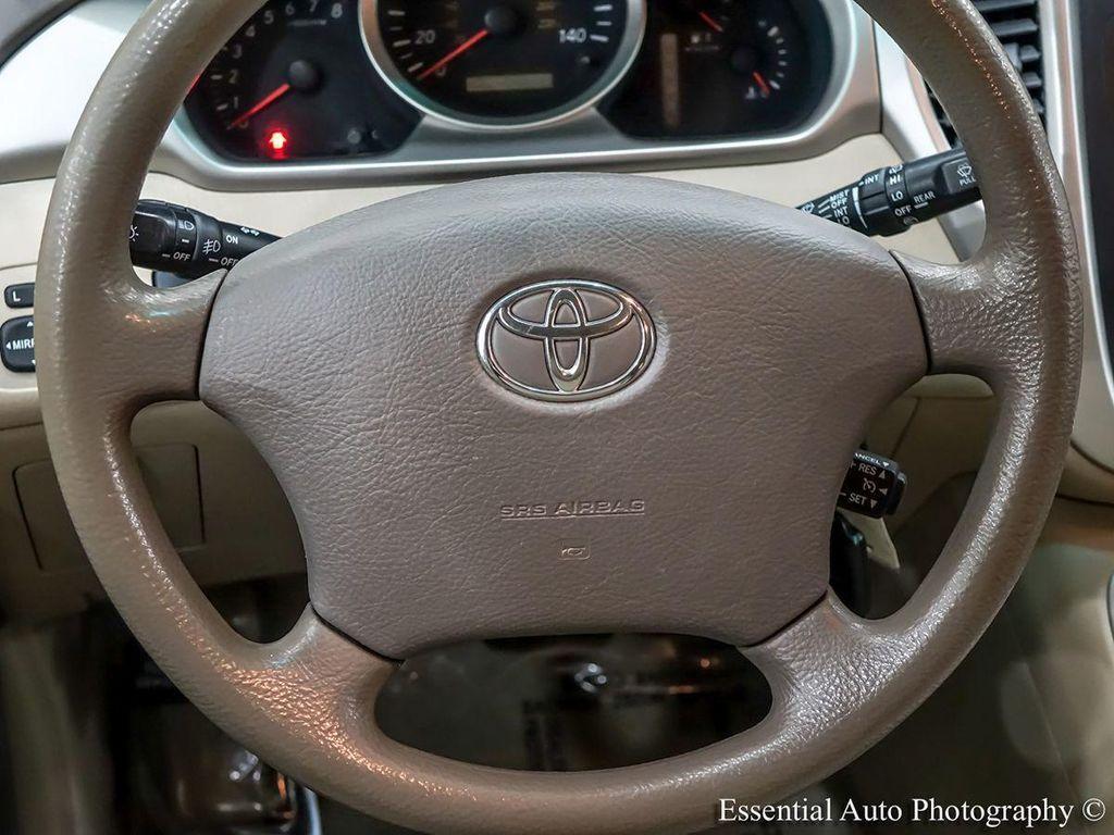 used 2007 Toyota Highlander car, priced at $6,495