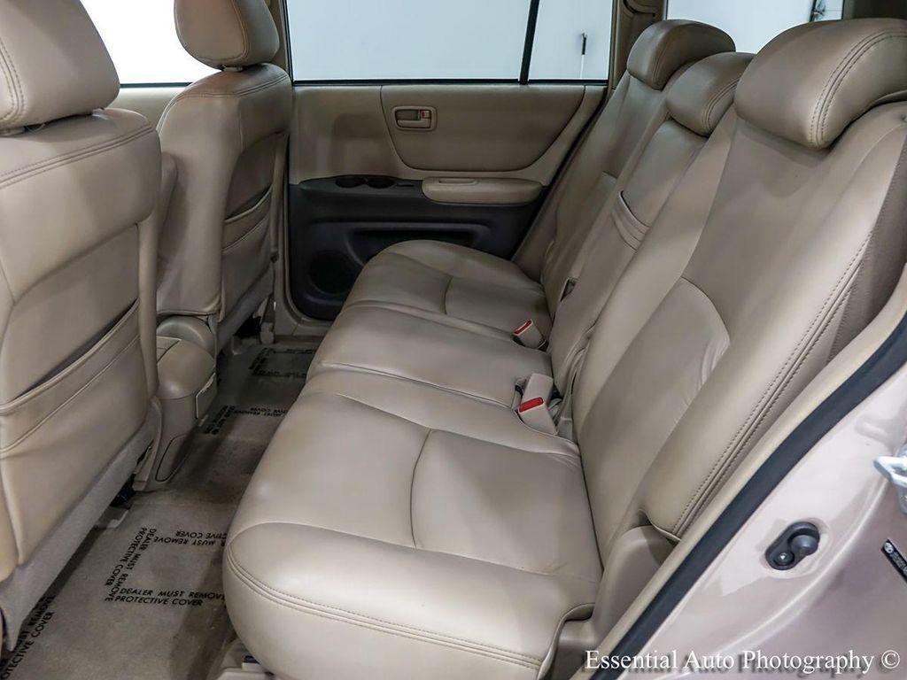 used 2007 Toyota Highlander car, priced at $6,495