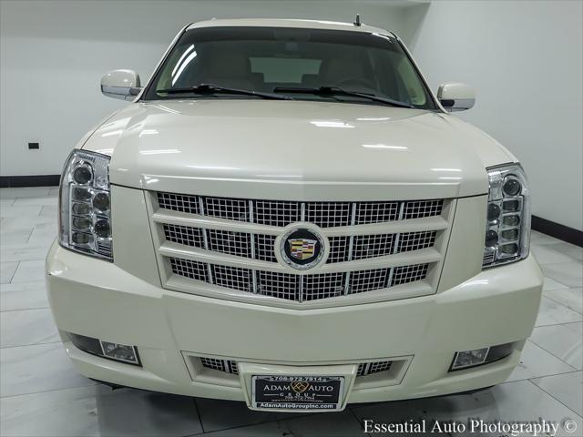 used 2014 Cadillac Escalade car, priced at $17,775