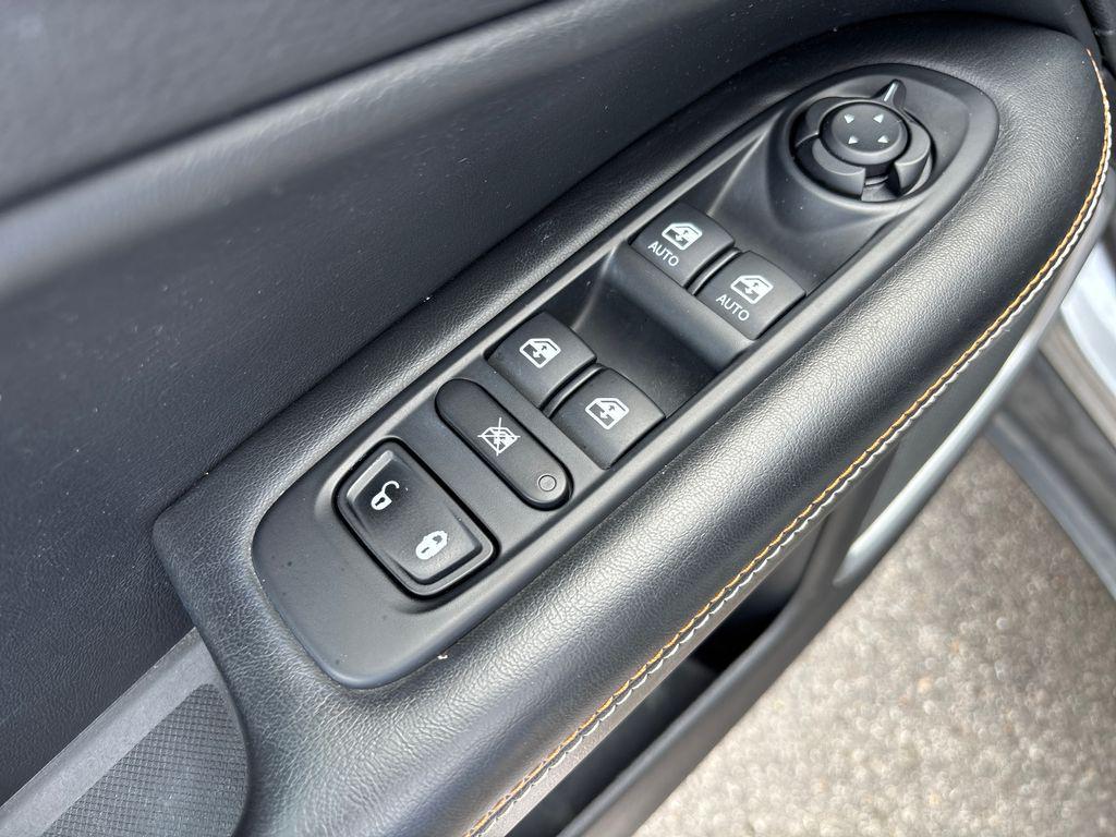 used 2018 Jeep Compass car, priced at $13,419