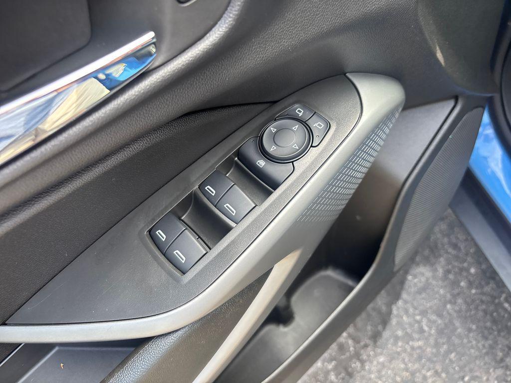 used 2024 Chevrolet Trax car, priced at $23,054