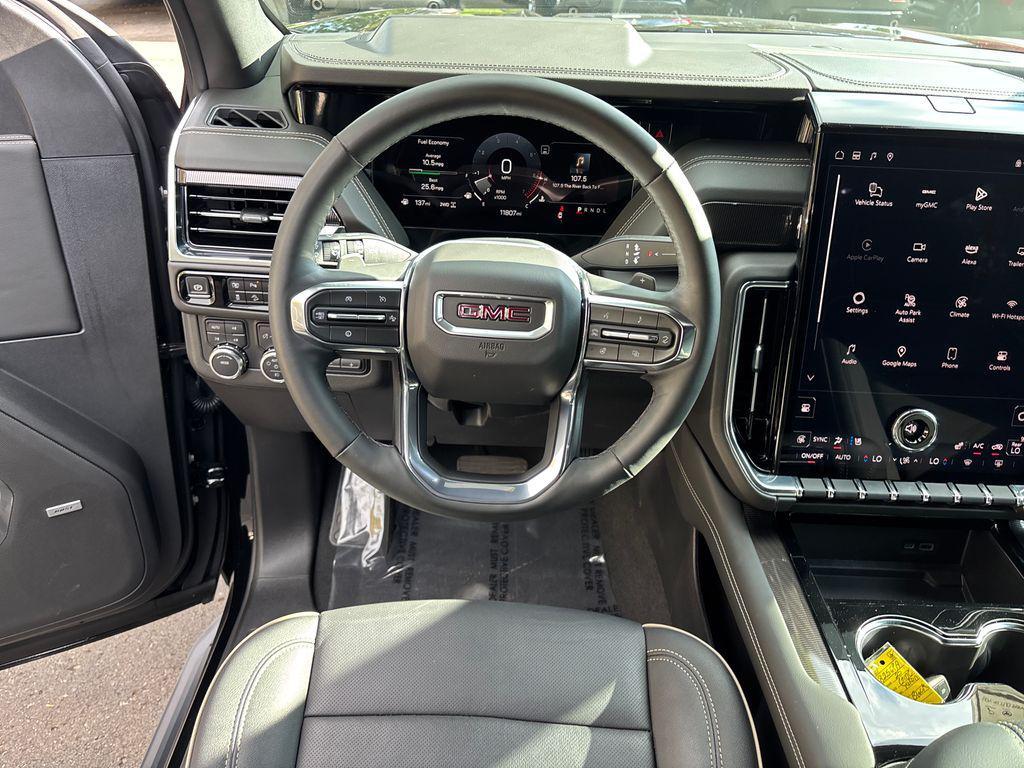 used 2025 GMC Yukon car, priced at $71,891