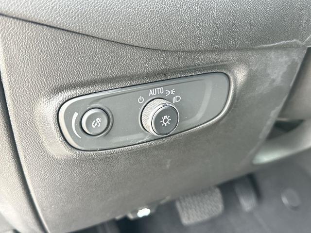 used 2023 Chevrolet Equinox car, priced at $22,296