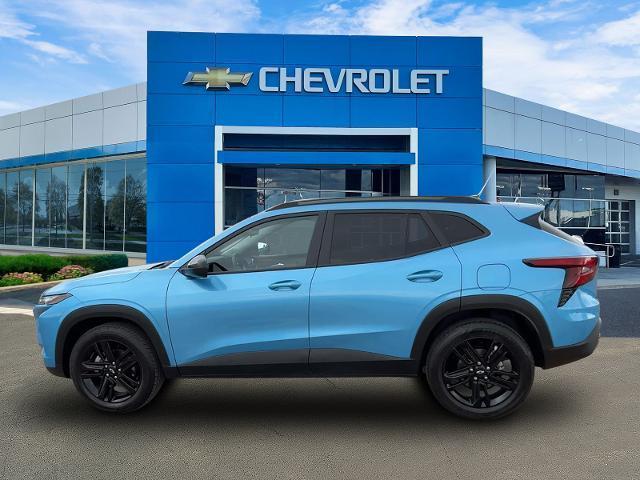 used 2025 Chevrolet Trax car, priced at $25,296