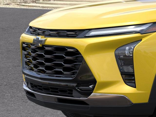 new 2025 Chevrolet Trax car, priced at $25,618