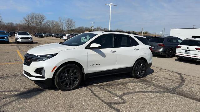 used 2022 Chevrolet Equinox car, priced at $22,396