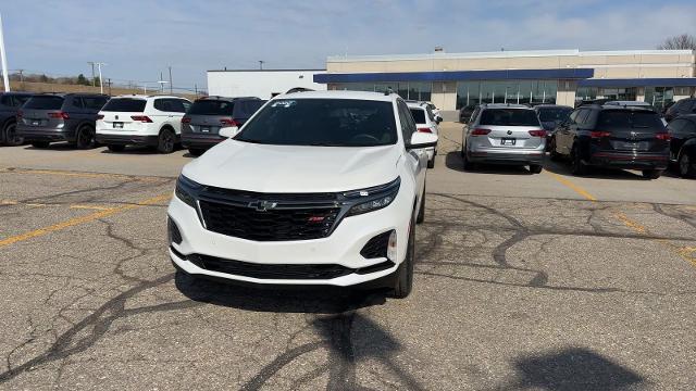 used 2022 Chevrolet Equinox car, priced at $22,396