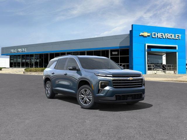 new 2025 Chevrolet Traverse car, priced at $40,381