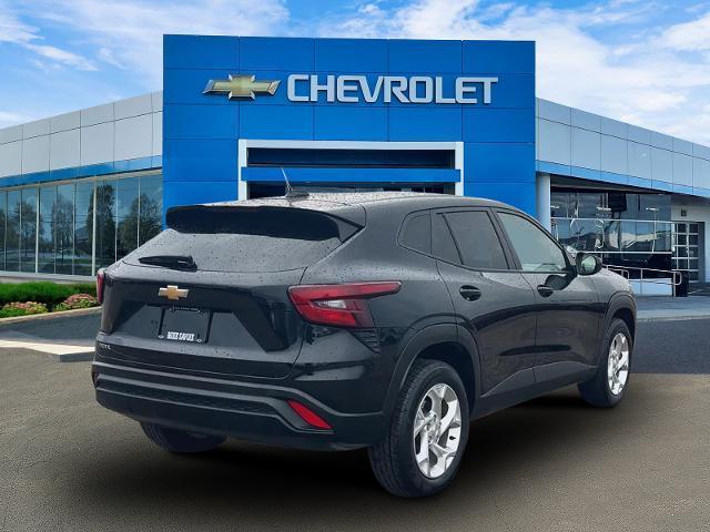 used 2024 Chevrolet Trax car, priced at $20,296