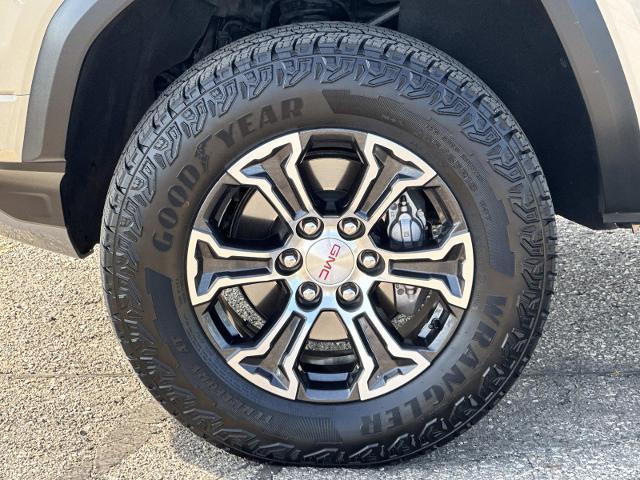 used 2024 GMC Canyon car, priced at $42,796