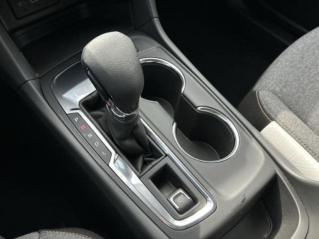 used 2024 Chevrolet Equinox car, priced at $22,996