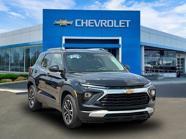 used 2024 Chevrolet TrailBlazer car, priced at $20,996