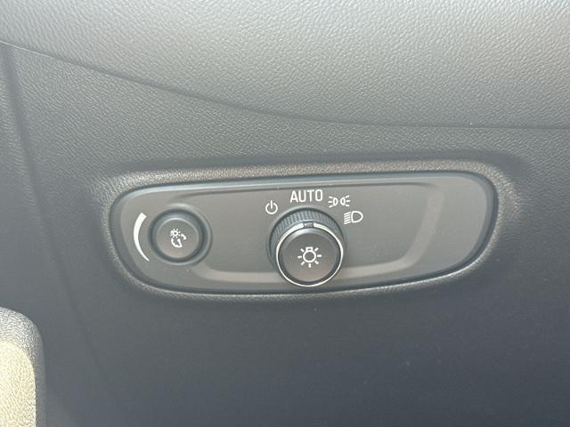 used 2022 Chevrolet Equinox car