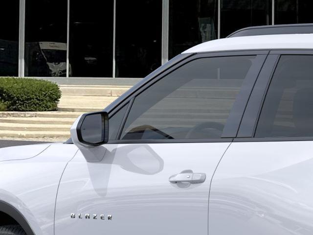 new 2025 Chevrolet Blazer car, priced at $35,400