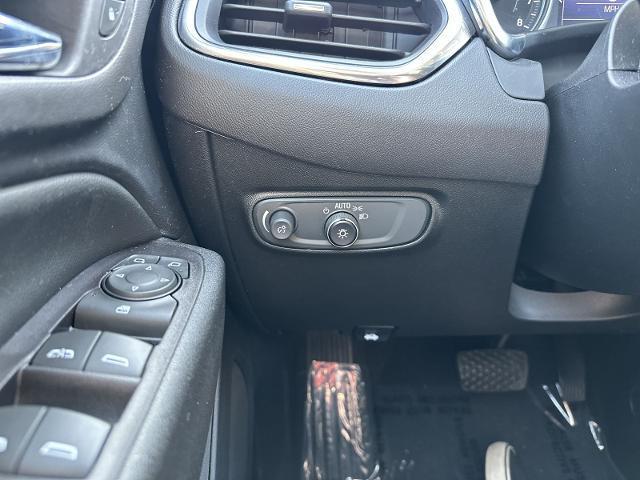 used 2022 Chevrolet Equinox car, priced at $19,996
