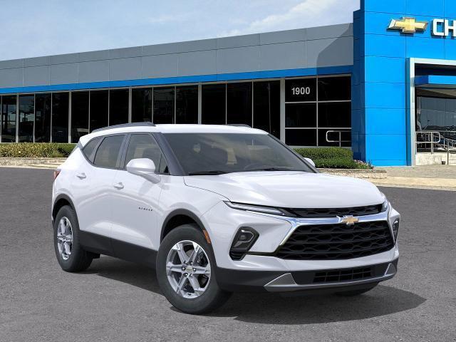 new 2025 Chevrolet Blazer car, priced at $35,400