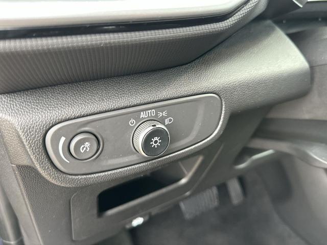 used 2022 Chevrolet TrailBlazer car, priced at $18,696
