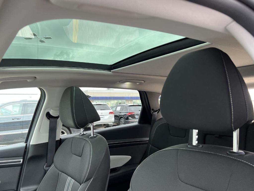 used 2022 Hyundai TUCSON Hybrid car, priced at $25,996