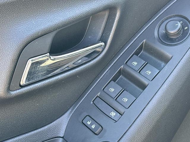 used 2022 Chevrolet Trax car, priced at $17,996
