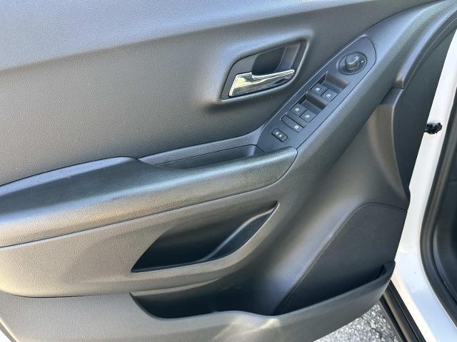 used 2022 Chevrolet Trax car, priced at $17,996