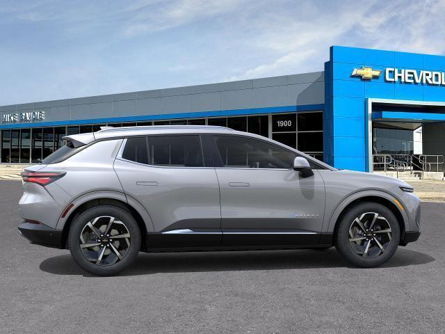 new 2025 Chevrolet Equinox EV car, priced at $43,890