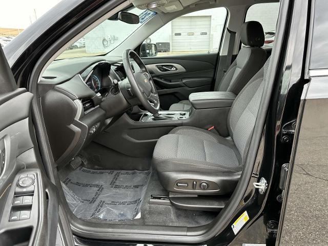 used 2021 Chevrolet Traverse car, priced at $27,996