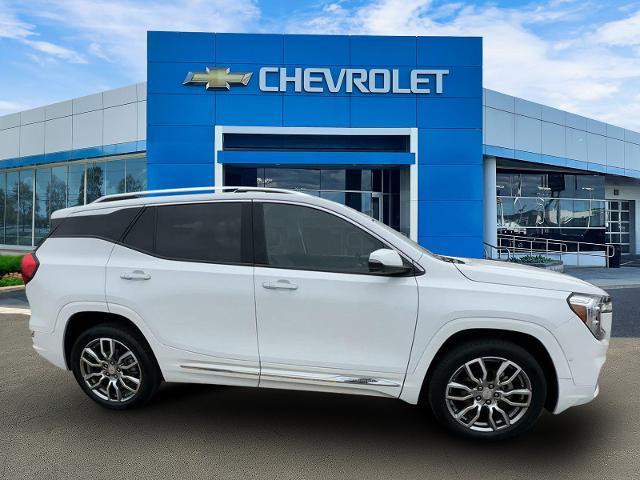 used 2023 GMC Terrain car, priced at $30,996