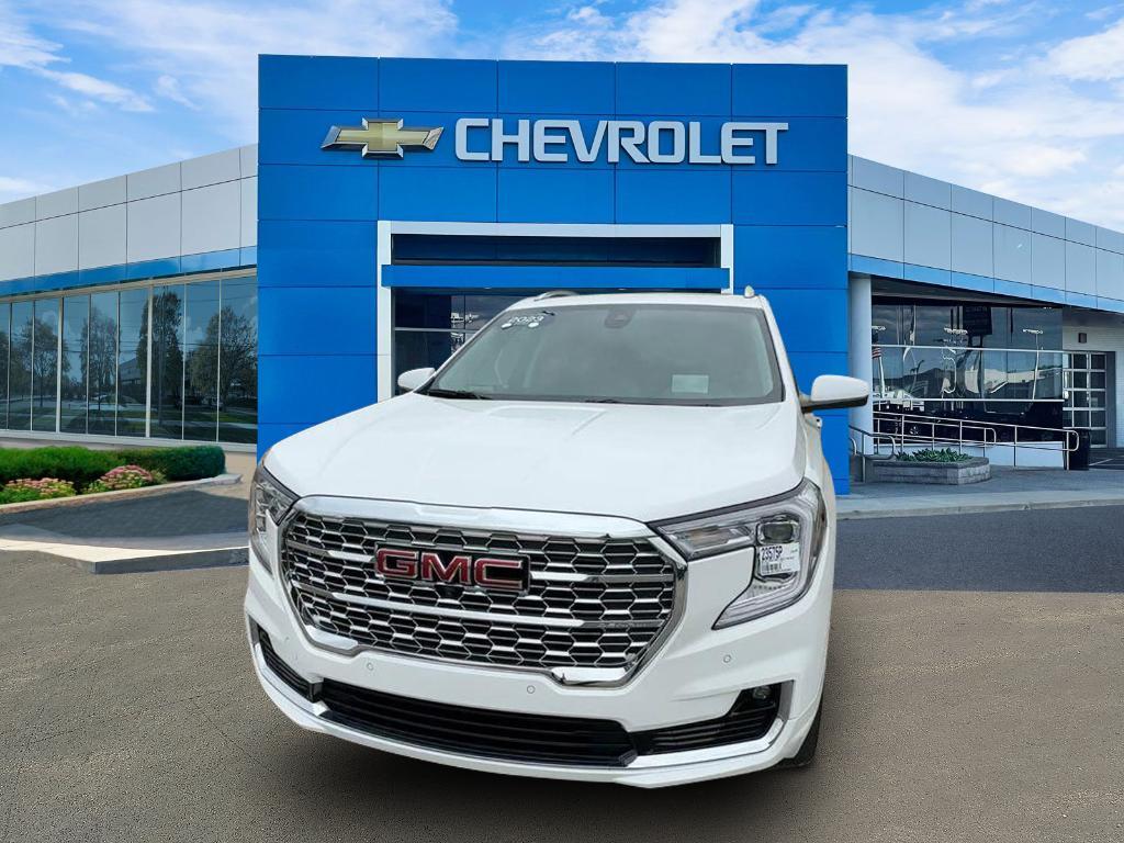 used 2023 GMC Terrain car, priced at $30,996