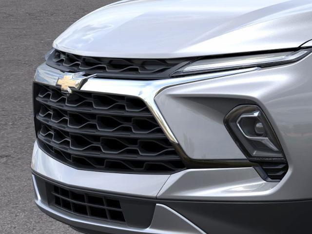new 2025 Chevrolet Blazer car, priced at $35,400