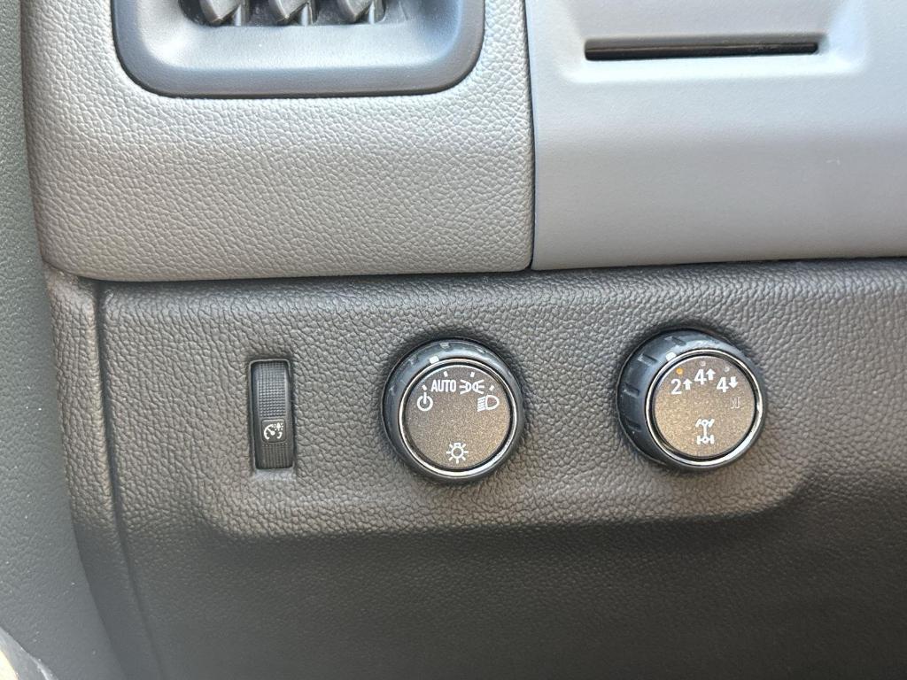 used 2022 Chevrolet Colorado car, priced at $28,996