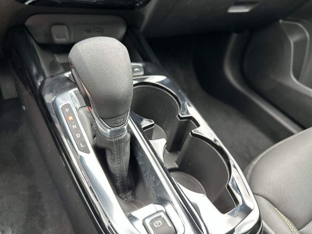 used 2025 Chevrolet Trax car, priced at $24,996