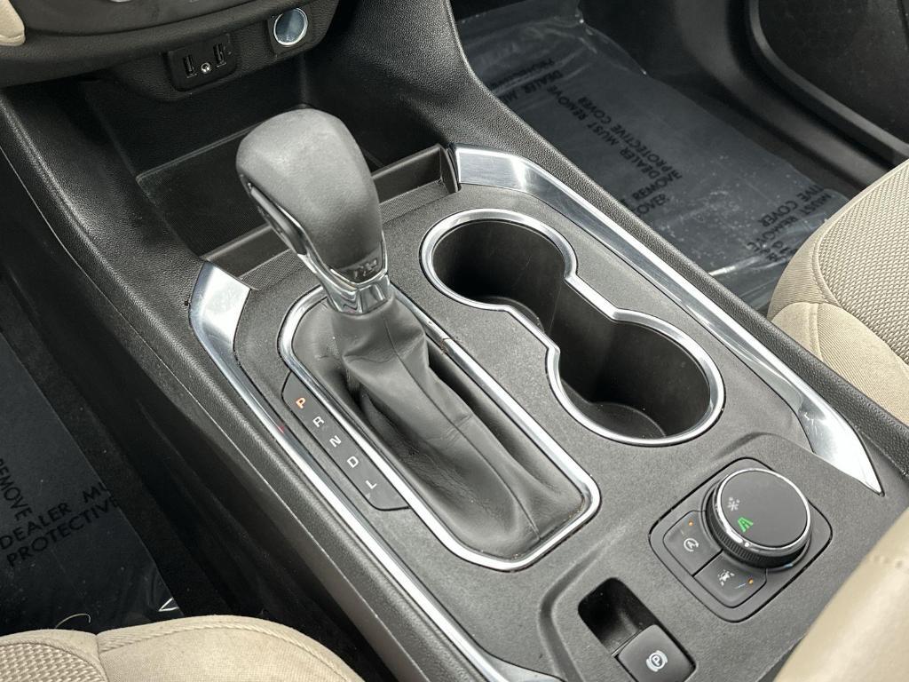 used 2022 Chevrolet Traverse car, priced at $26,996