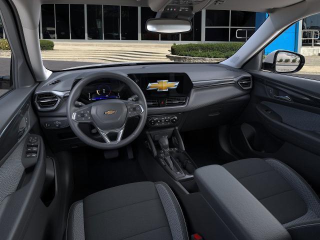 new 2025 Chevrolet TrailBlazer car, priced at $28,424